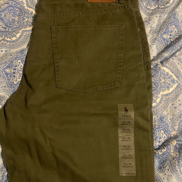 Green pants - Picture 2 of 3